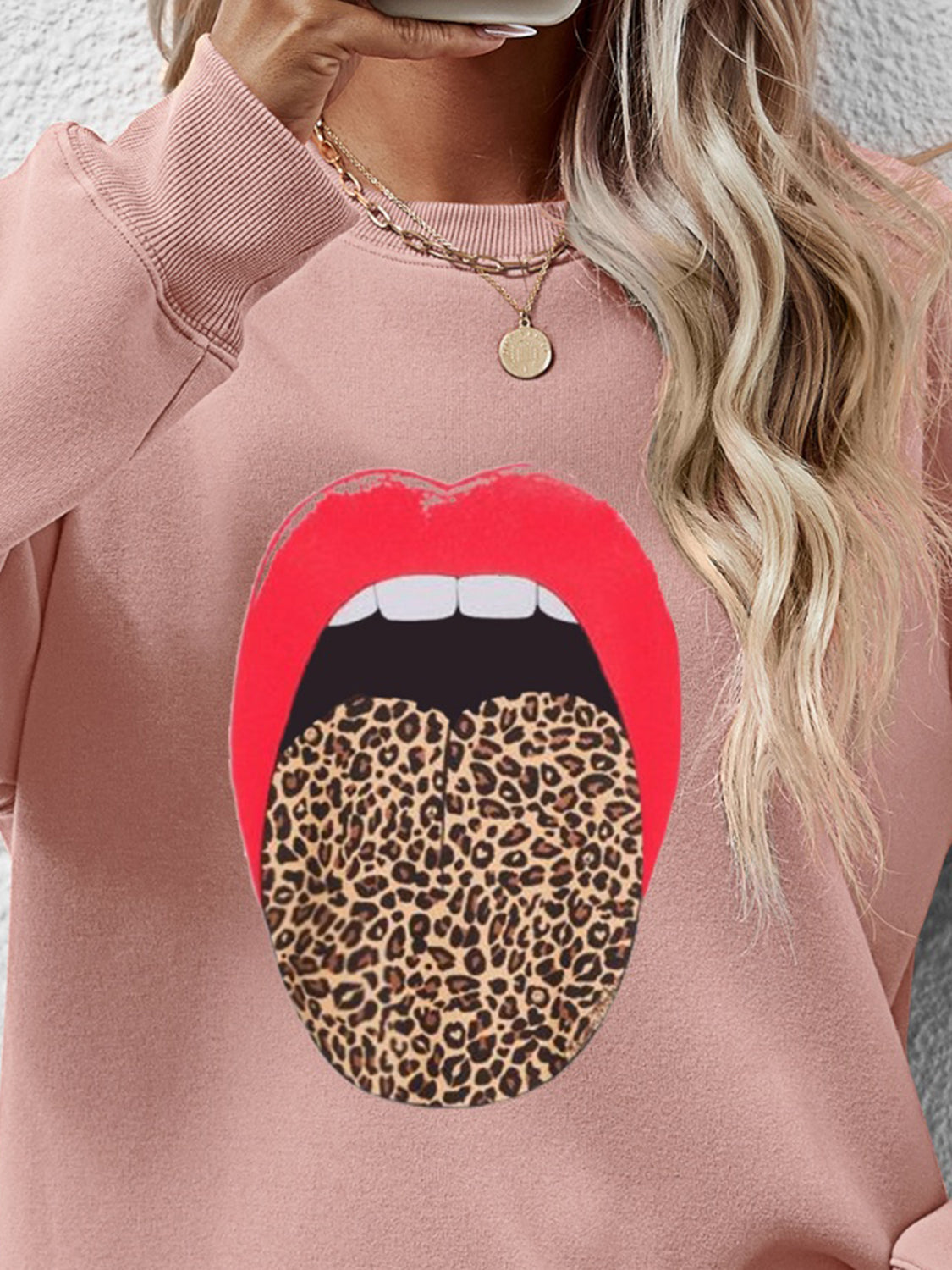 Leopard Lip Graphic Round Neck Sweatshirt-Jewearrings