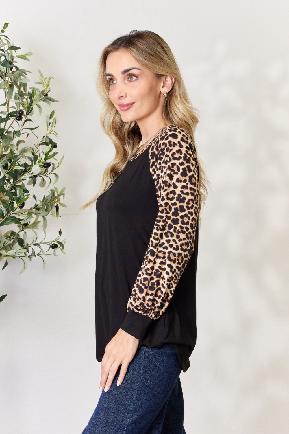 Celeste Full Size Leopard Round Neck Long Sleeve T-Shirt-Jewearrings