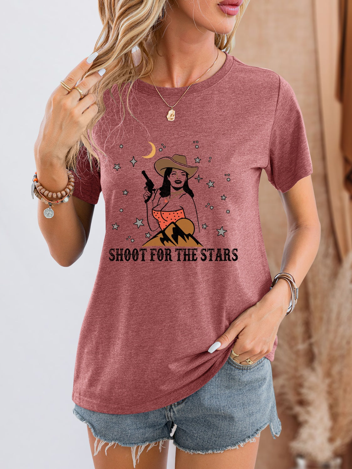 SHOOT FOR THE STARS Round Neck Short Sleeve T-Shirt-Jewearrings