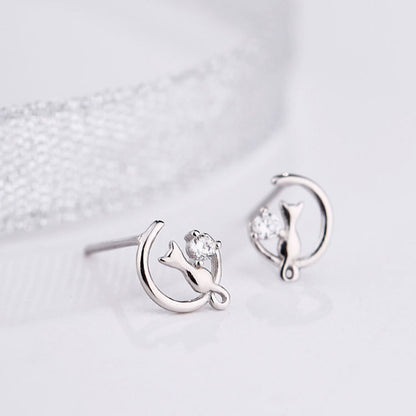 Women's Sterling Silver Moon Cat Stud Earrings Simple Rhinestone-Jewearrings