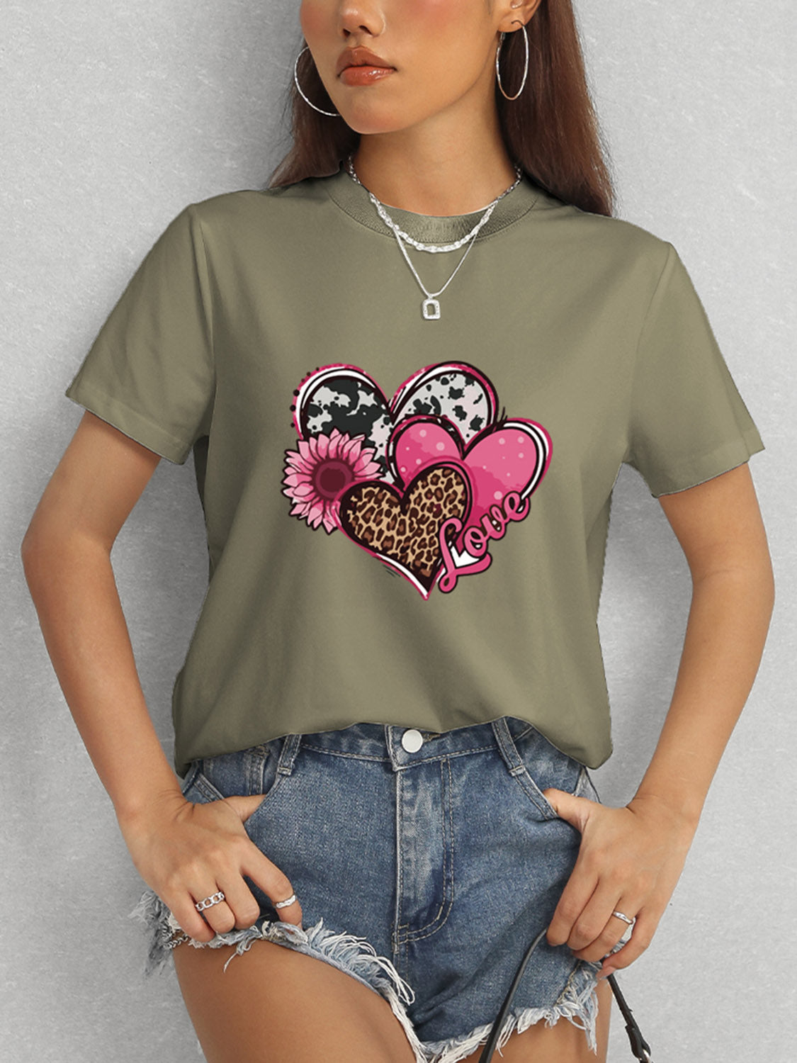 Heart Round Neck Short Sleeve T-Shirt-Jewearrings