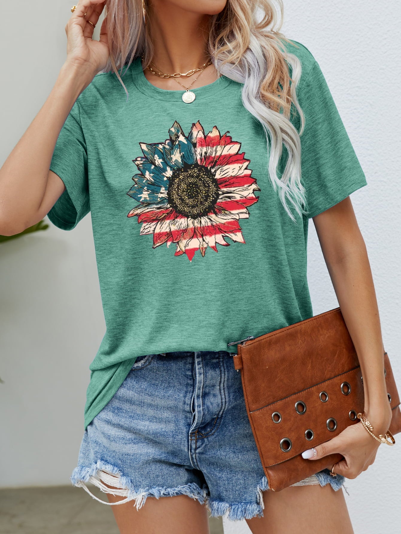 US Flag Flower Graphic Tee-Jewearrings