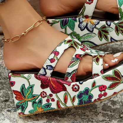 Cutout Floral Peep Toe Sandals-Jewearrings