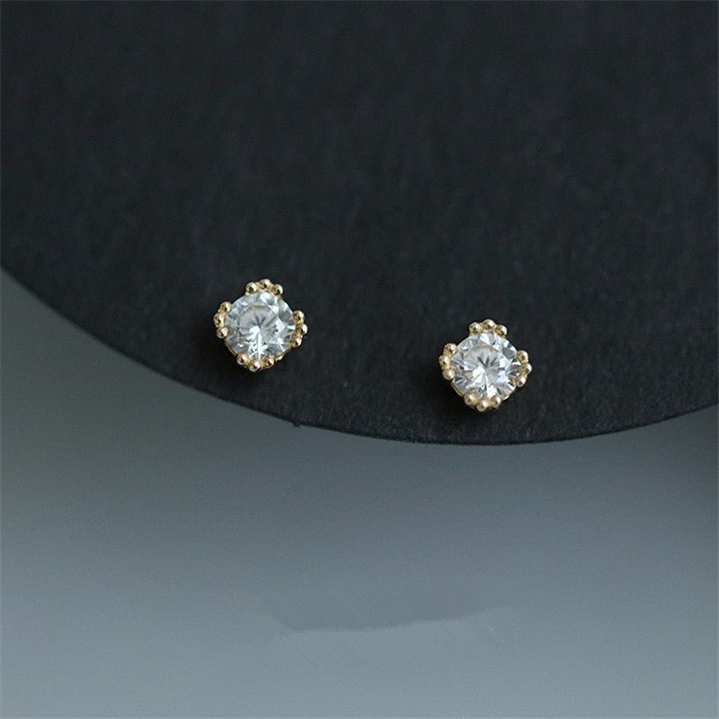 Diamond-embedded Simple Small Flower Mini Girls Stud Earrings-Jewearrings