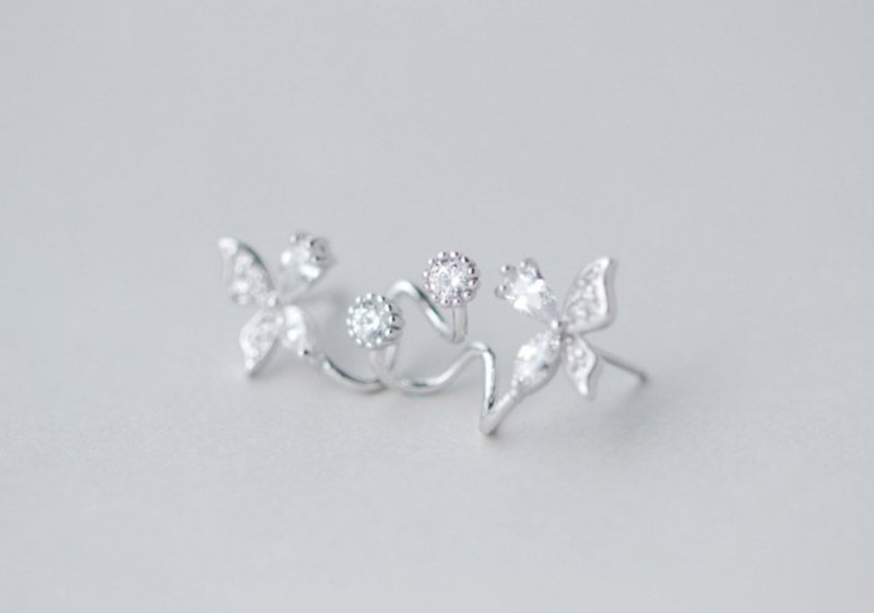 Diamond stud earrings-Jewearrings