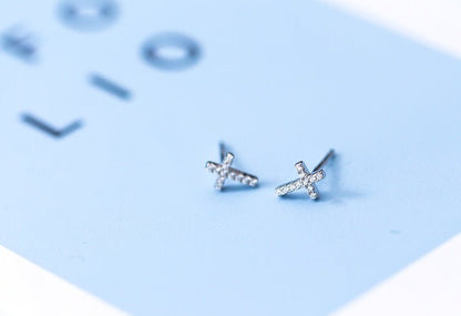 Diamond stud earrings-Jewearrings