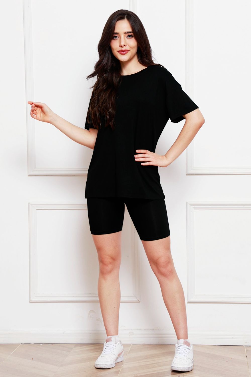 Round Neck Short Sleeve T-Shirt and Shorts Set-Jewearrings