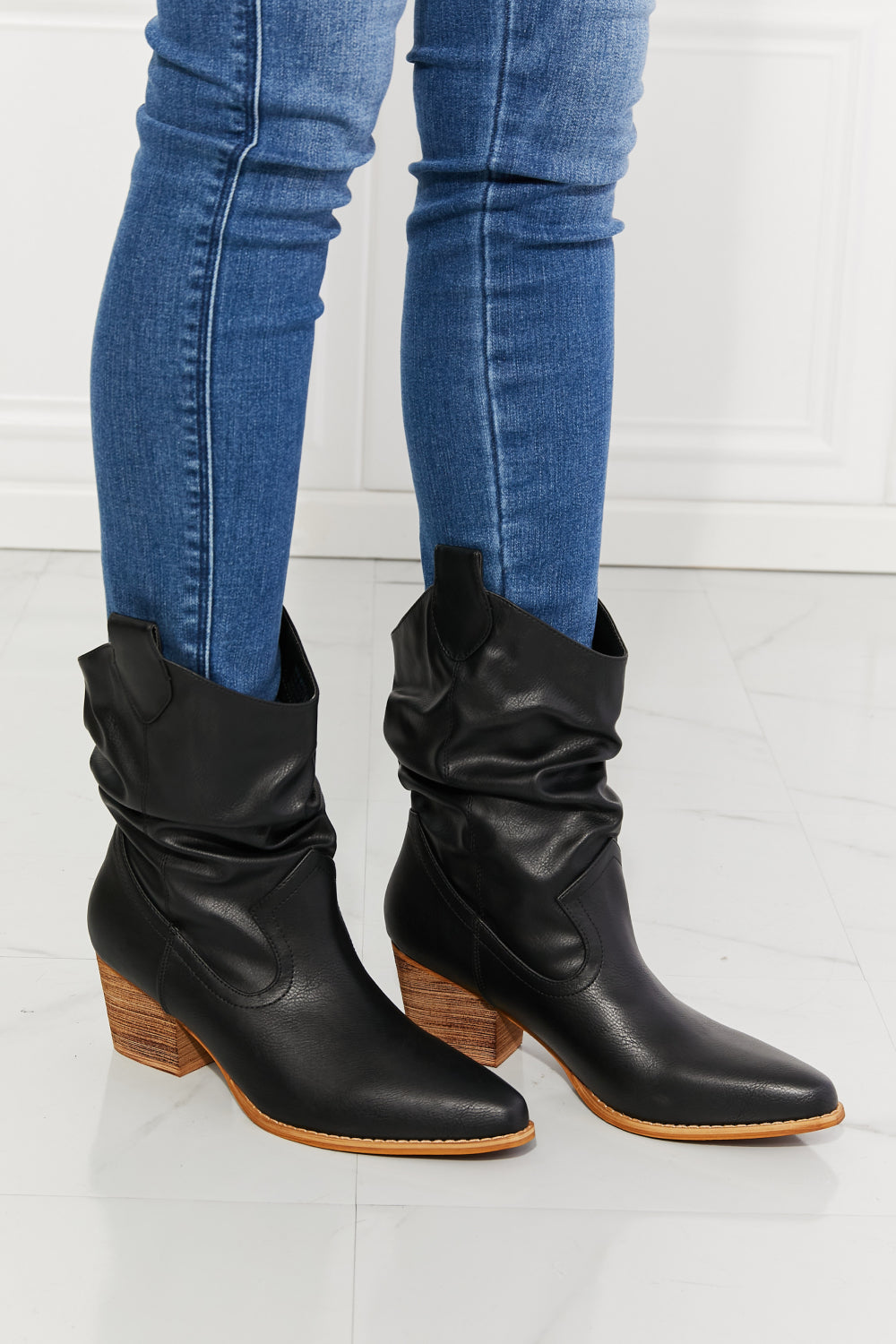 MMShoes Better in Texas Scrunch Cowboy Boots in Black-Jewearrings