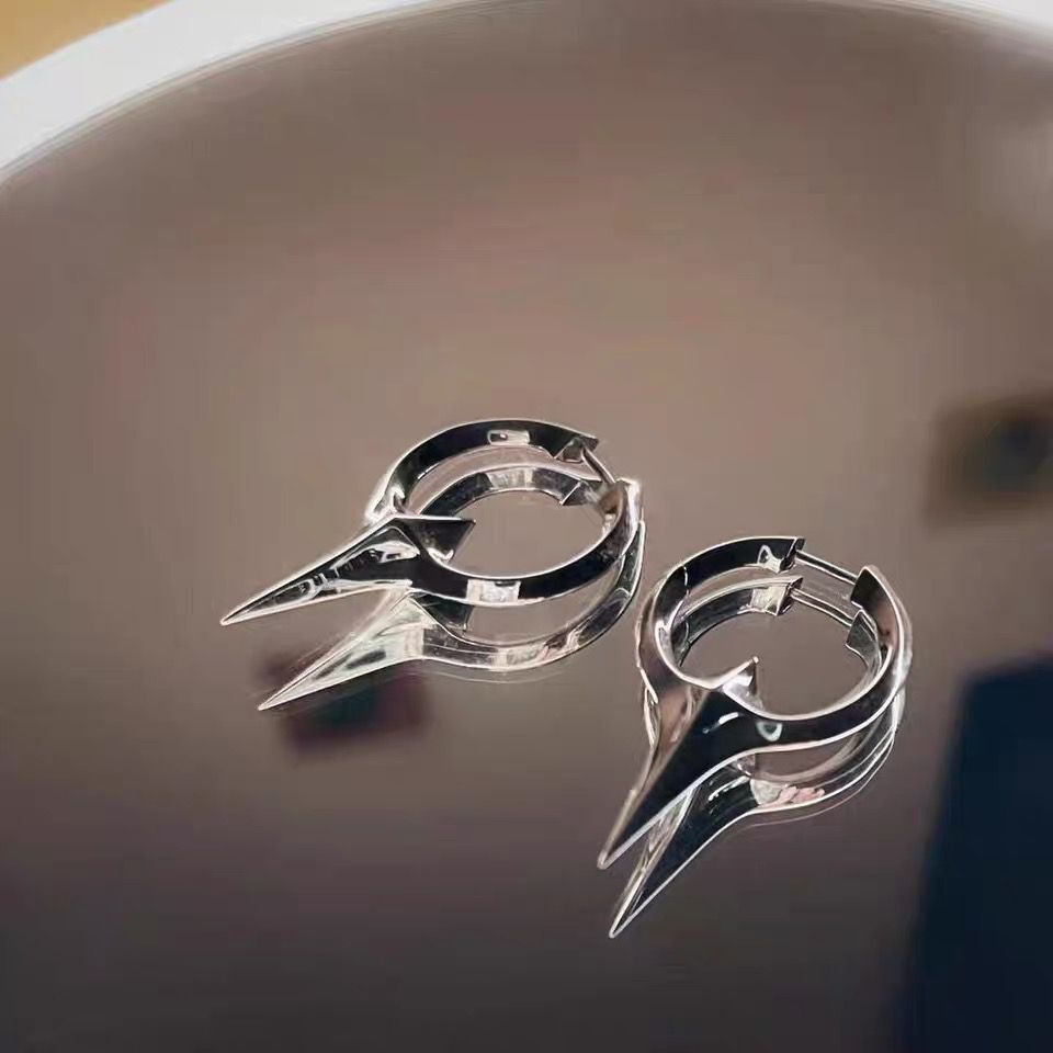 Men's And Women's Pierced Silver Gradient Color Plating Earrings-Jewearrings