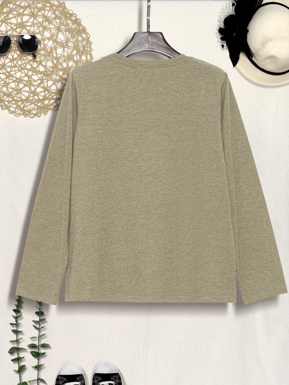 Round Neck Long Sleeve T-shirt-Jewearrings