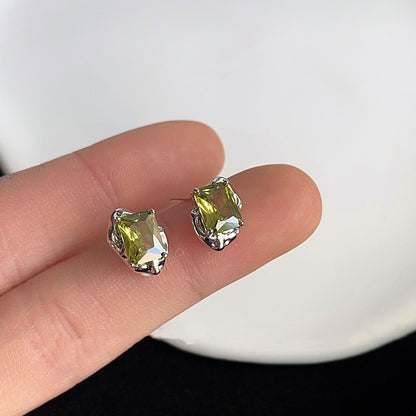 Women's Temperament Shaped Olive Green Zircon Stud Earrings-Jewearrings