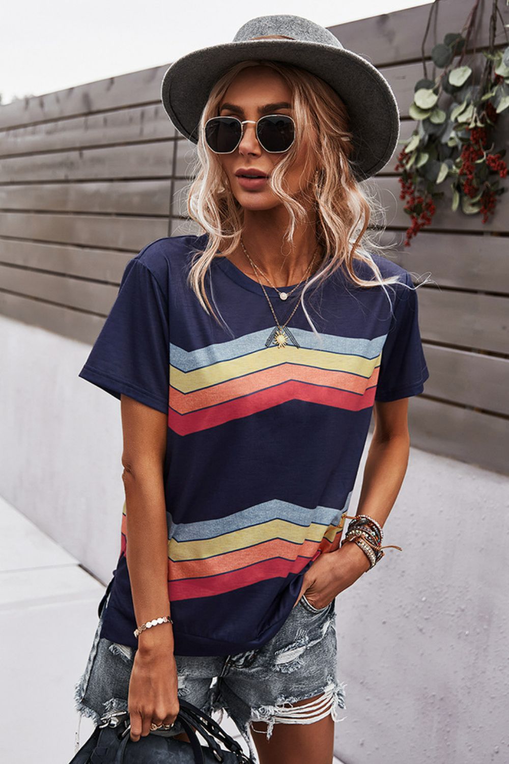 Multicolored Chevron Stripe Round Neck Side Slit T-Shirt-Jewearrings