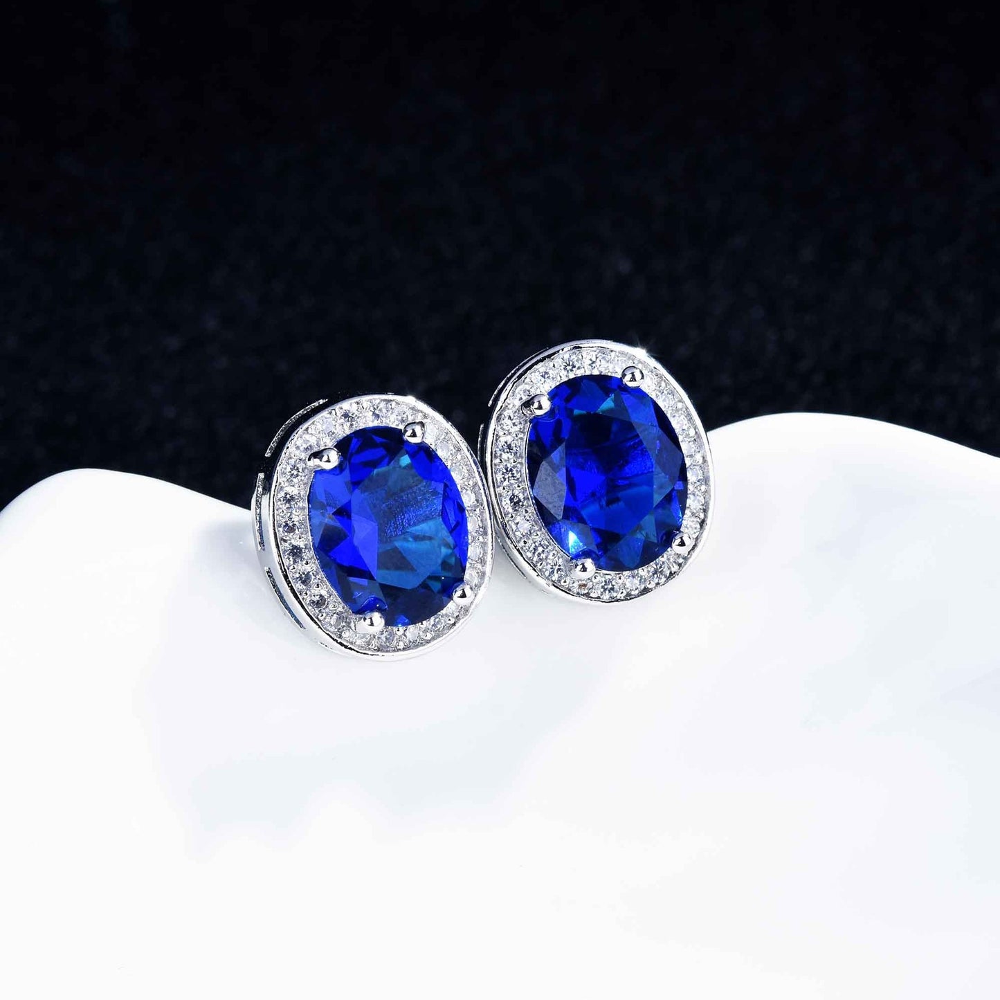 Temperament Oval Zircon Earrings Women's Gold Plated Simple-Jewearrings