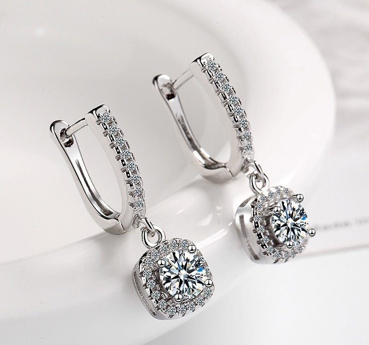 Ear Clip Women's Diamond Inlaid Short Hollow Zircon Earrings-Jewearrings