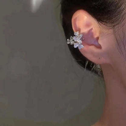 Ear Cuff Delicate Flower-Jewearrings