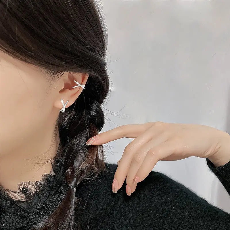 Ear Cuff South Korea Lux Bow-Jewearrings