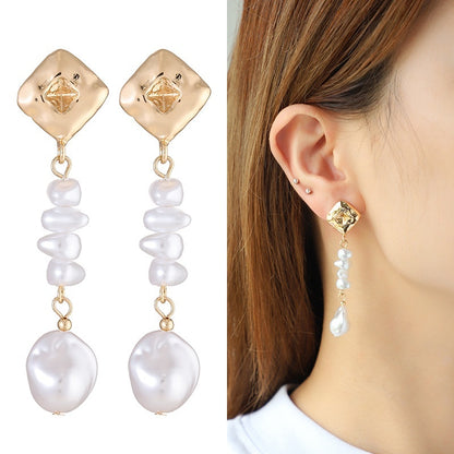 Women's Graceful And Fashionable Pearl Earrings-Jewearrings