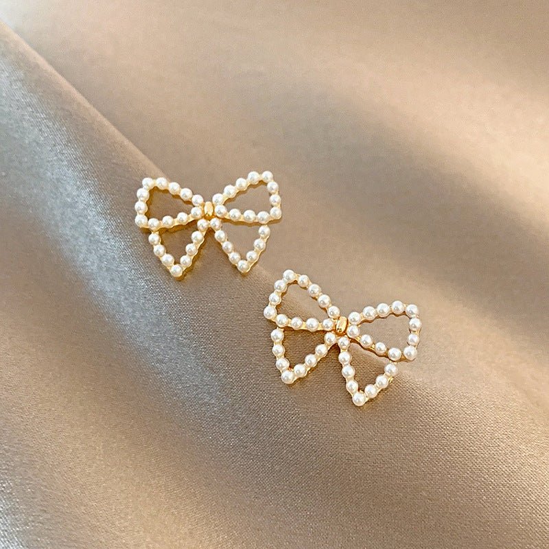 Women's Retro Simple Matte Gold Metal Earrings-Jewearrings