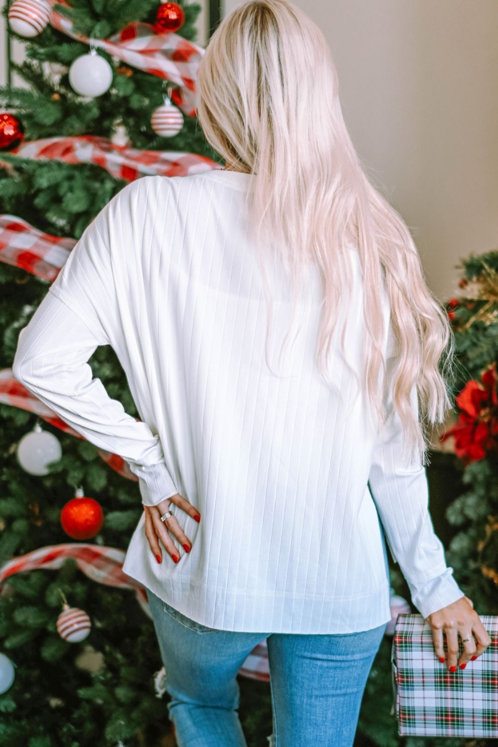 V-Neck Christmas Graphic High-Low Design Long Sleeve Top-Jewearrings