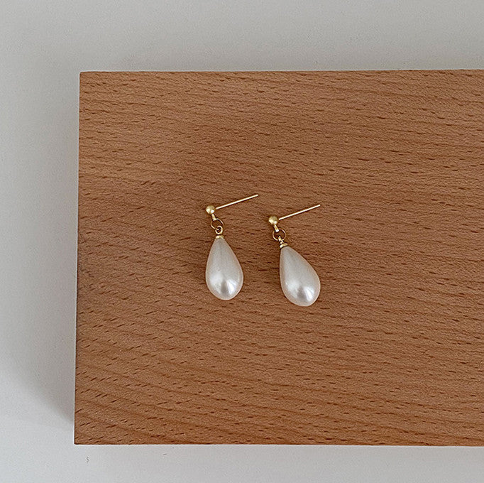 Vintage Water Drop Pearl Stud Earrings For Women Fashion-Jewearrings