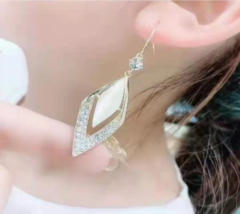 Elegant Diamond Opal Ear Hook Korean Style Long 925 Silver Needle Rhinestone Earrings-Jewearrings