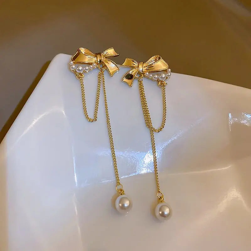 Elegant Pearl Bow Earrings - Must-Have Vintage Style-Jewearrings