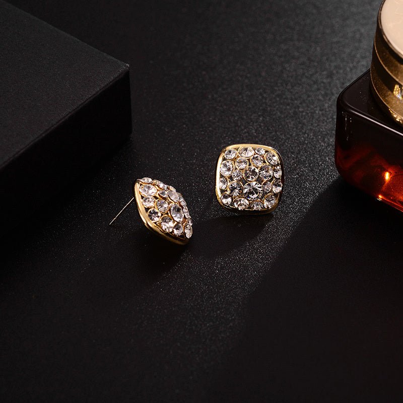 European And American Earrings Fashion Simple Female Diamond Stud Earrings-Jewearrings