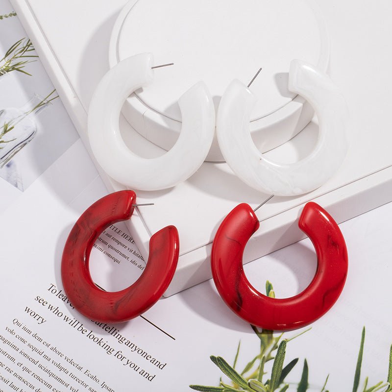 European And American Exaggerated Fashion Acrylic C-shaped Circle Earrings-Jewearrings