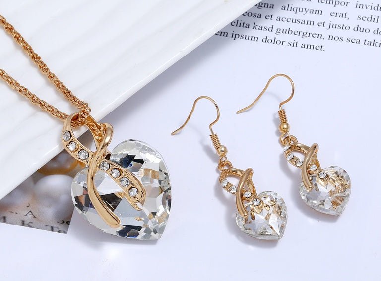 European and American fashion banquet ornaments Two-piece set of peach heart crystal diamonds Big red heart-shaped earrings necklace set-Jewearrings