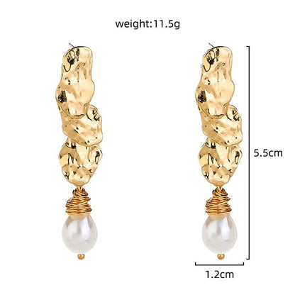 European and American fashion retro style special-shaped metal earrings factory wholesale ladies baroque pearl earrings-Jewearrings