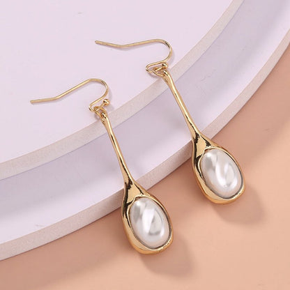 European and American hot style creative retro earrings exquisite ladies baroque pearl earrings-Jewearrings