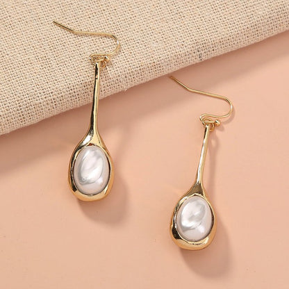 European and American hot style creative retro earrings exquisite ladies baroque pearl earrings-Jewearrings