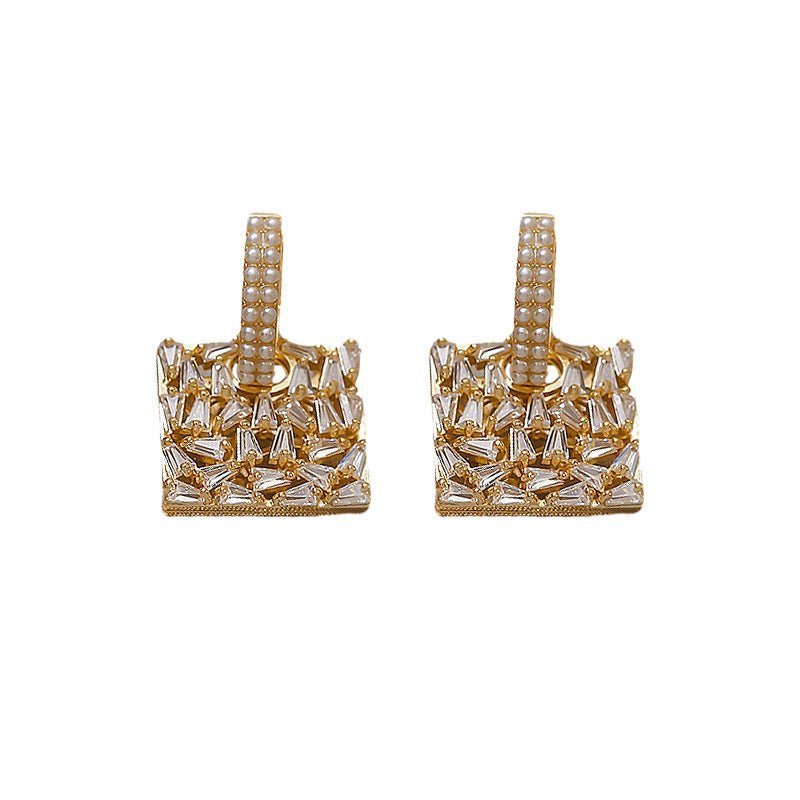 European And American Pearl Diamond Bag Bag Ear Buckle Fashion Personality Earrings-Jewearrings