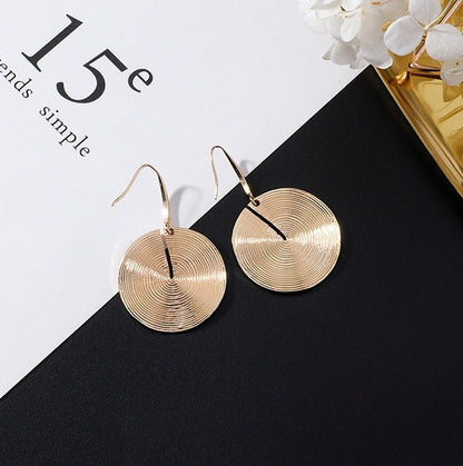 European and American popular personality exaggerated metal wind geometric earrings long tassel earrings gold earrings-Jewearrings