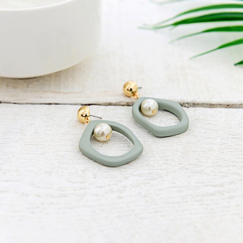 European And American Style Personalized Paint Alloy Shell Beads Earrings-Jewearrings