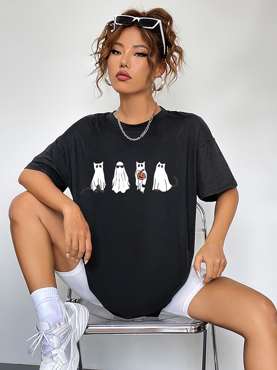 Round Neck Short Sleeve Ghost Graphic T-Shirt-Jewearrings