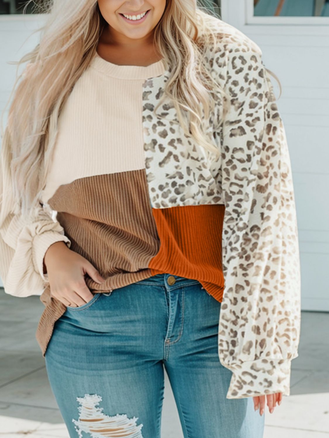 Plus Size Color Block Leopard Round Neck Top-Jewearrings