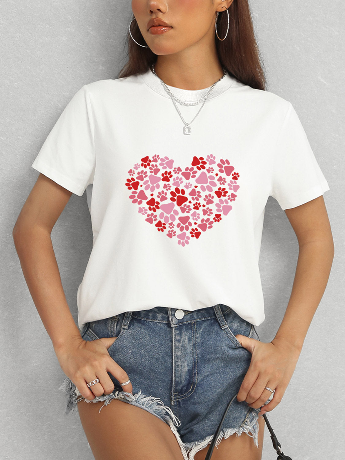 Heart Round Neck Short Sleeve T-Shirt-Jewearrings