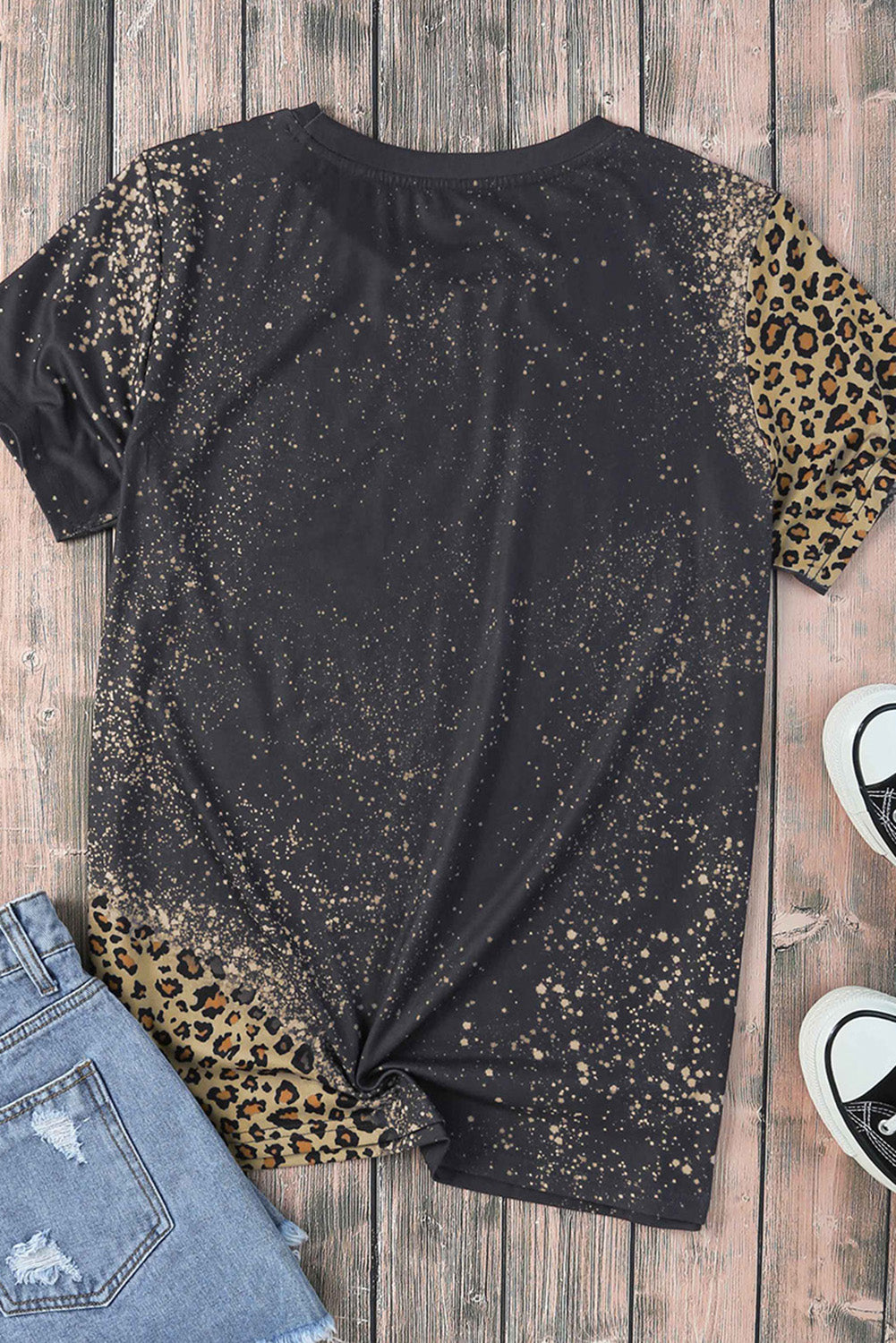 Graphic Leopard Round Neck Tee Shirt-Jewearrings