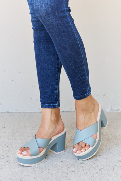 Weeboo Cherish The Moments Contrast Platform Sandals in Misty Blue-Jewearrings