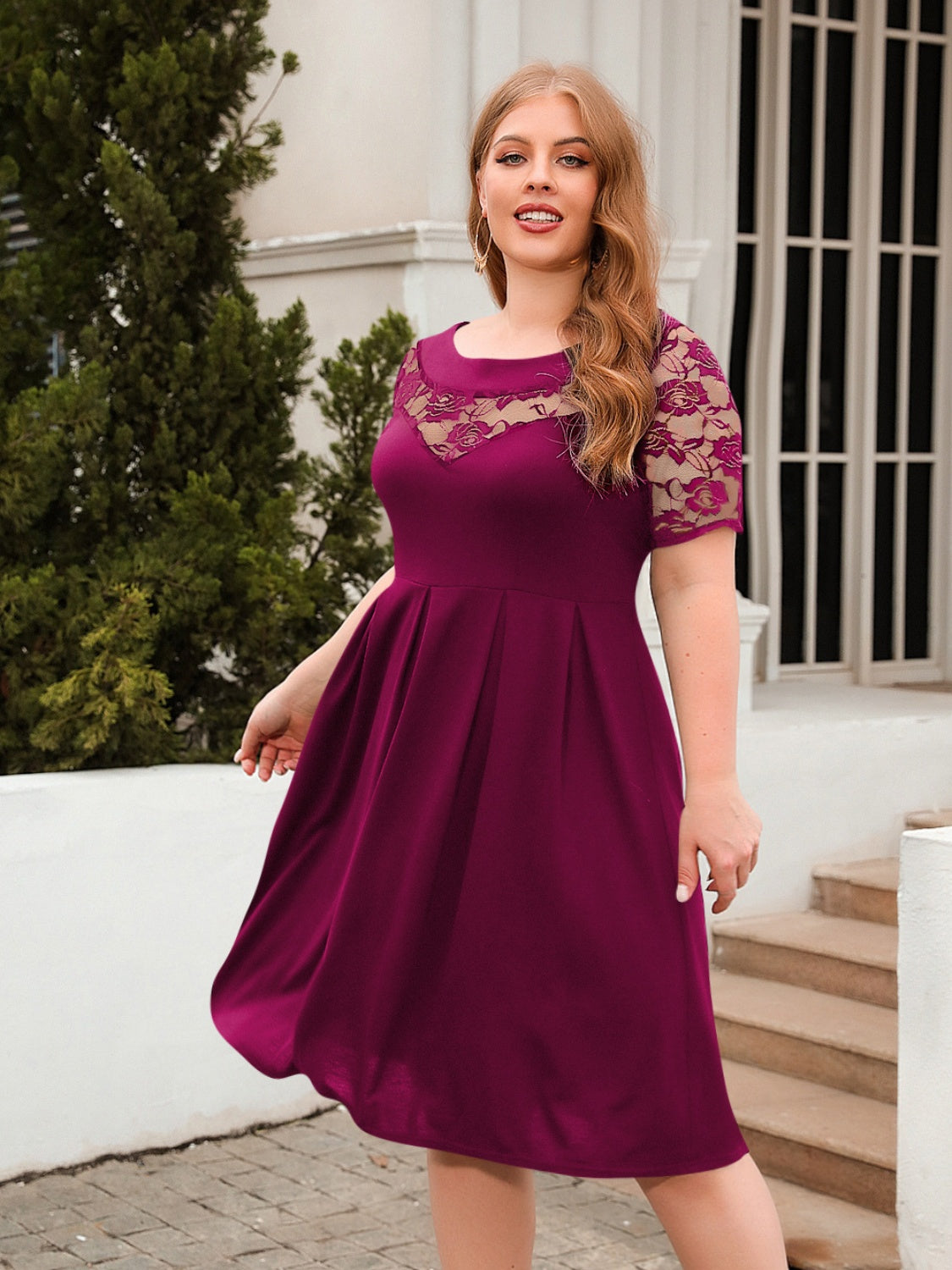 Plus Size Ruched Round Neck Short Sleeve Dress-Jewearrings