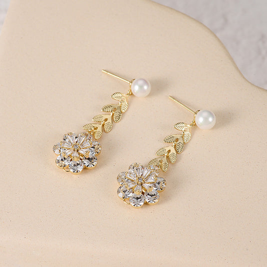 Temperament Female Gentle And Thin Natural Pearl Earrings-Jewearrings