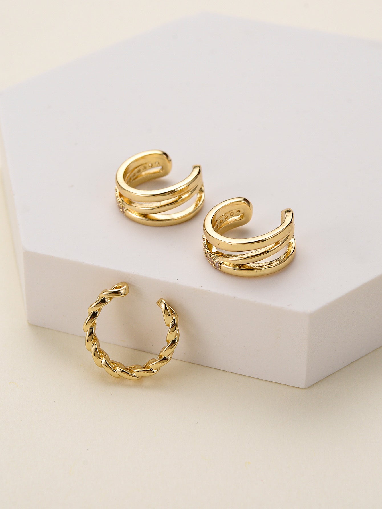 Women's Earrings Have Irregular Personality Knot Ear Clip-Jewearrings