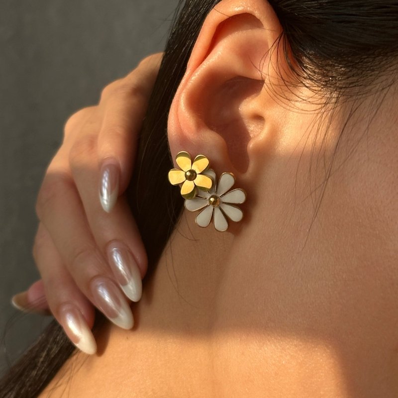 Fashion White Flower Earrings-Jewearrings