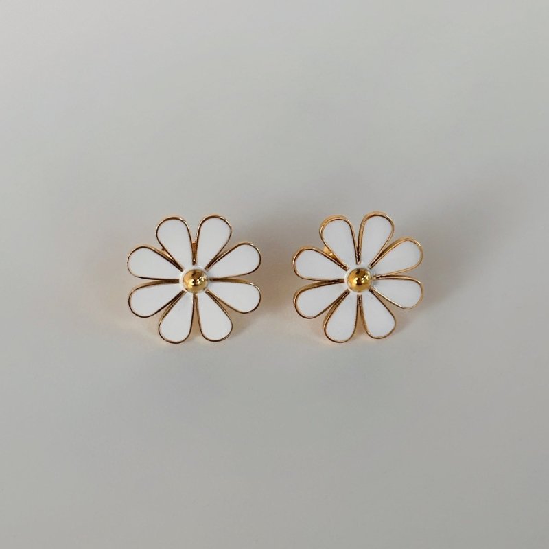 Fashion White Flower Earrings-Jewearrings