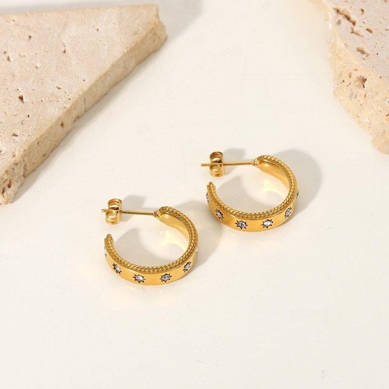 Fashionable 18K Gold Star Zirconia Earrings-Jewearrings