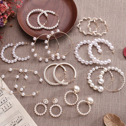 Fashionable Big-name Creative C-shaped Pearl Earrings-Jewearrings