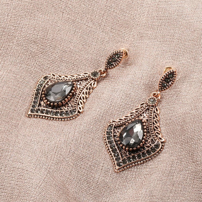 Fashionable Temperament Glass Jewelry Earrings Versatile Geometric Water Drop Diamond Earrings-Jewearrings