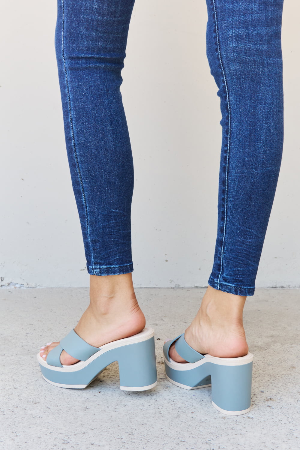 Weeboo Cherish The Moments Contrast Platform Sandals in Misty Blue-Jewearrings