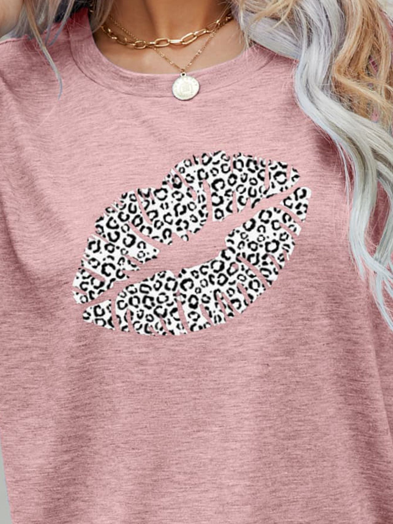 Leopard Lip Graphic Round Neck Tee-Jewearrings